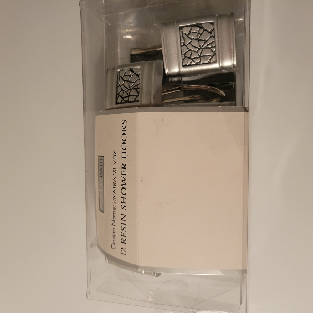 Silver Bath Accessories Set with Modern Design